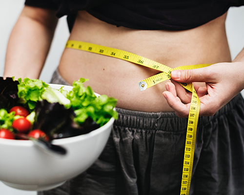 The benefits of a balanced diet can be seen on the physical, but also on the skin. Body care passes from what we eat