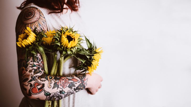 Anestop utility in tattoed skin