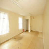 PRIME HIGH STREET LOCATION – 4 OFFICE ROOMS AVAILABLE TO RENT