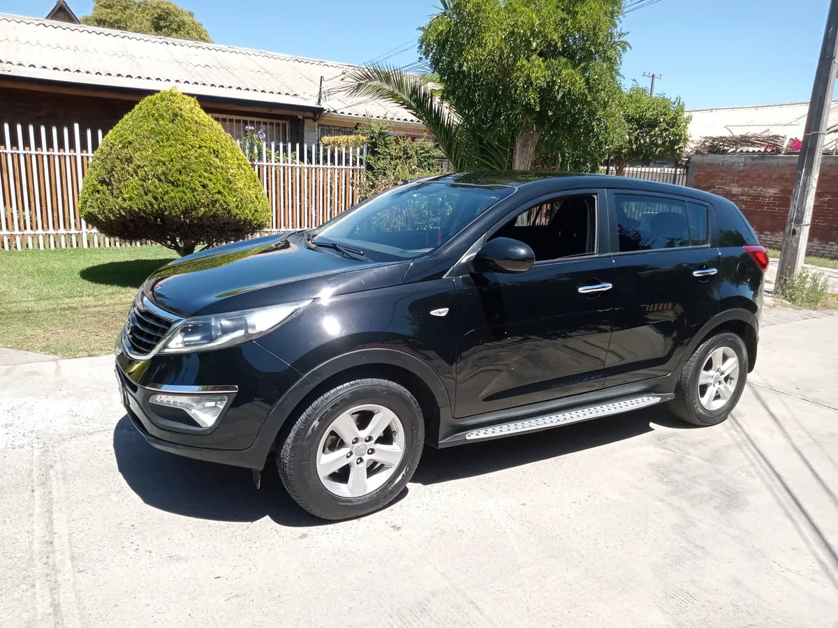 KIA MOTORS SPORTAGE 2.0 Lx Ab Abs Mt año 2014