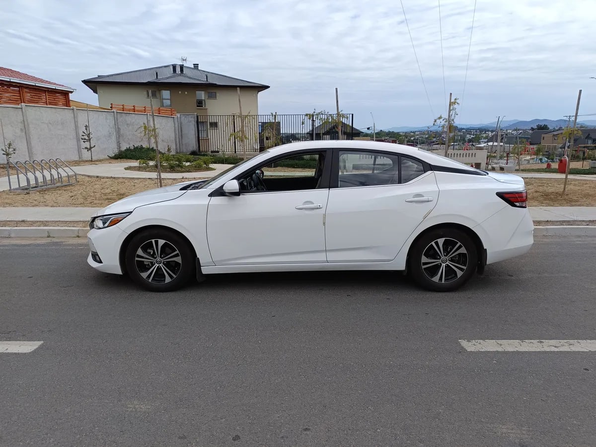 Nissan Sentra 2.0 Sense Mt año 2021