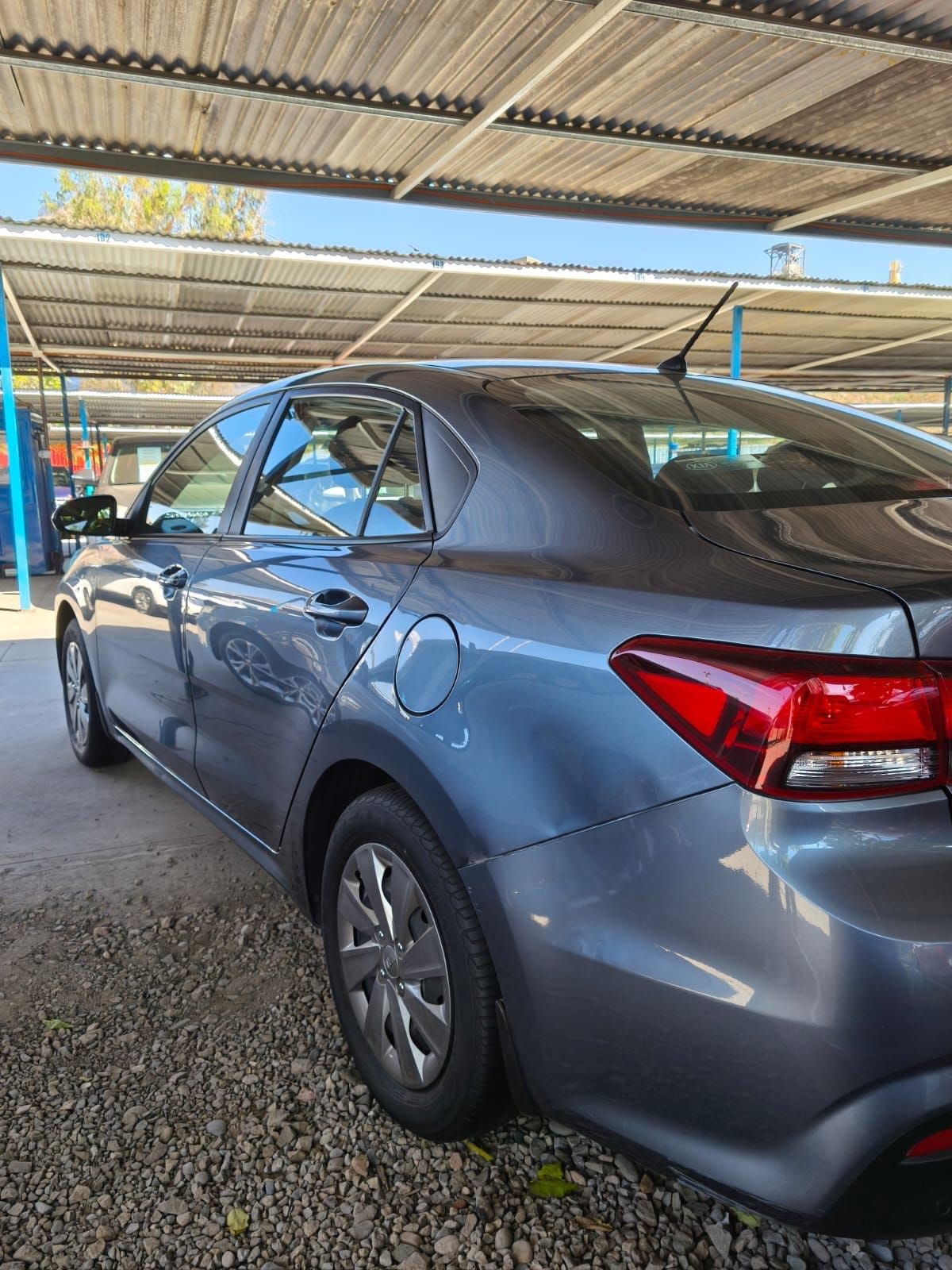 KIA MOTORS RIO 4 Rio 4 Ex 1.4l 6mt Full año 2020