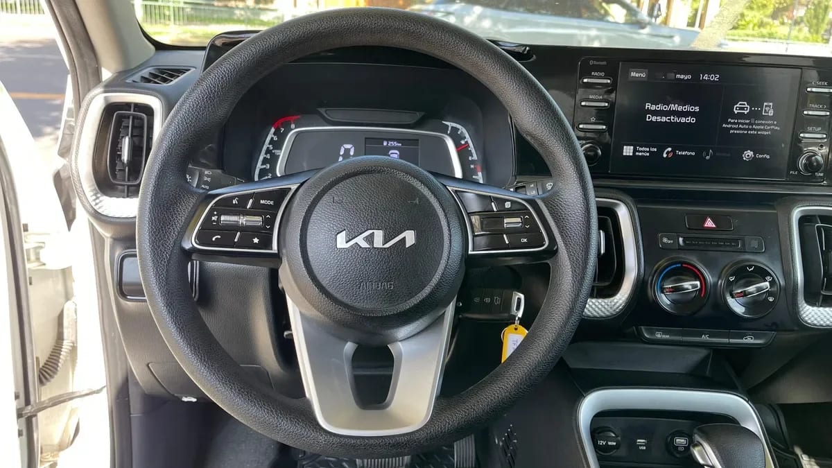 KIA MOTORS SONET 1.5 Ex At año 2024