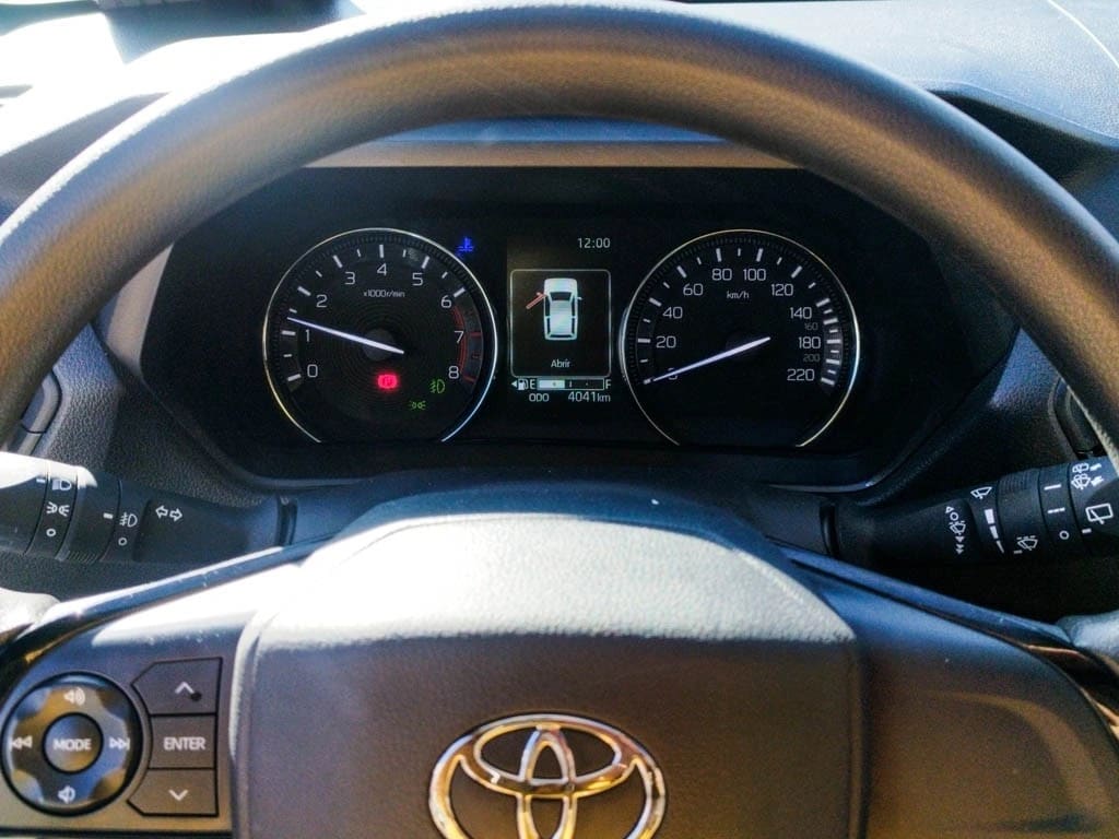 TOYOTA YARIS CROSS 1.5 Xi Mt año 2024