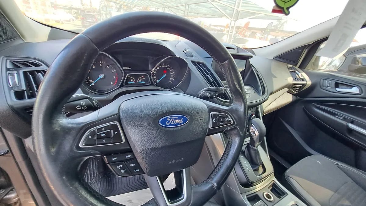 FORD ESCAPE 2.5 S At año 2020