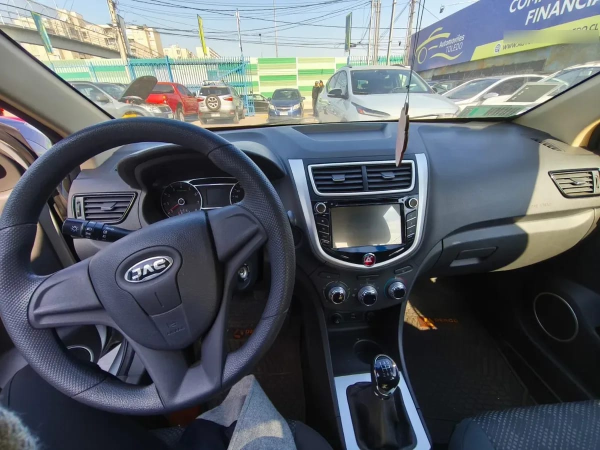 JAC J4 1.5 Comfort Smart Mt año 2019