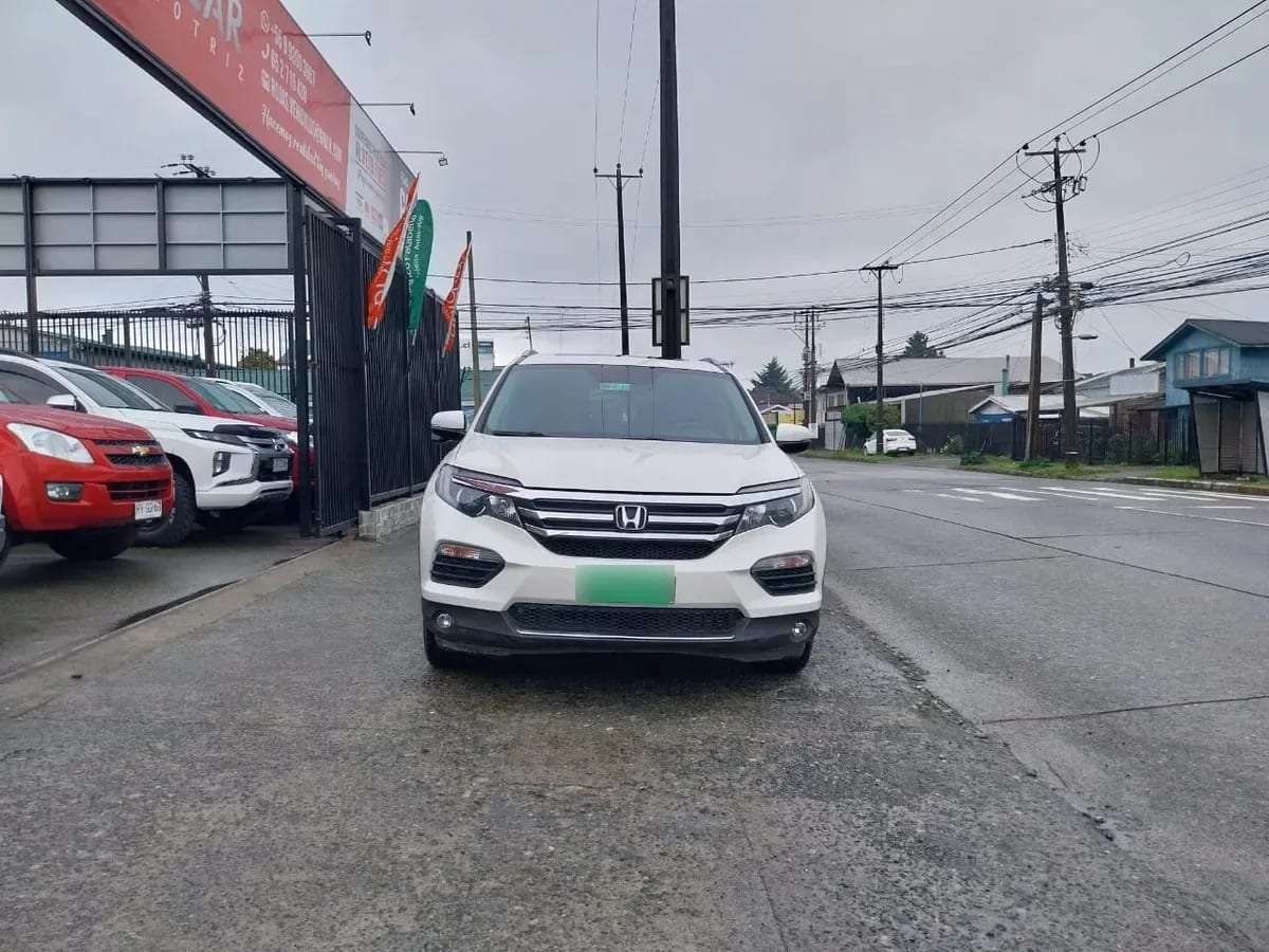 HONDA PILOT 3.5 Touring At 4x4 año 2018