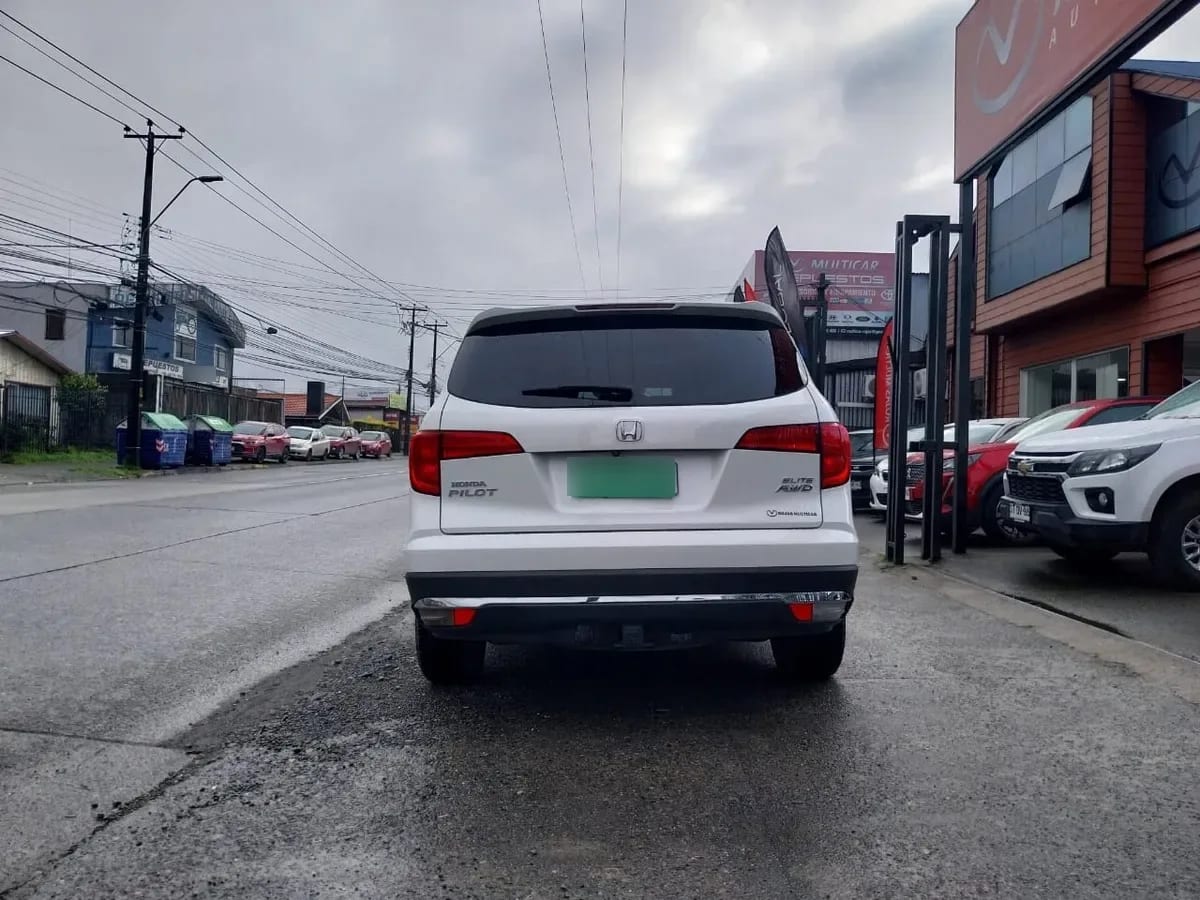 HONDA PILOT 3.5 Touring At 4x4 año 2018