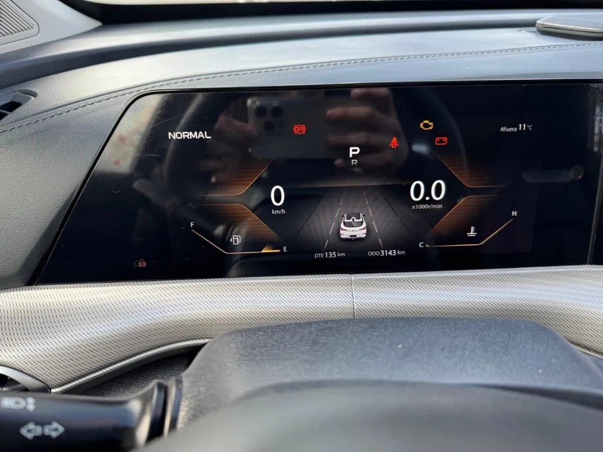 Changan UNI-T 1.5 Luxury At año 2024