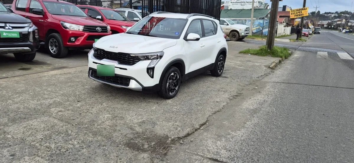 KIA MOTORS SONET 1.5 Ex Full Mt año 2025