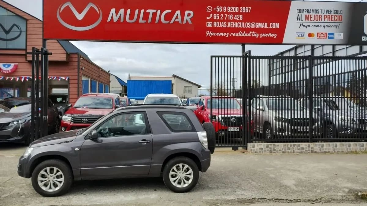 SUZUKI GRAND VITARA 2.4 G Glx Sport Winche 3p Mt 4x4 año 2019