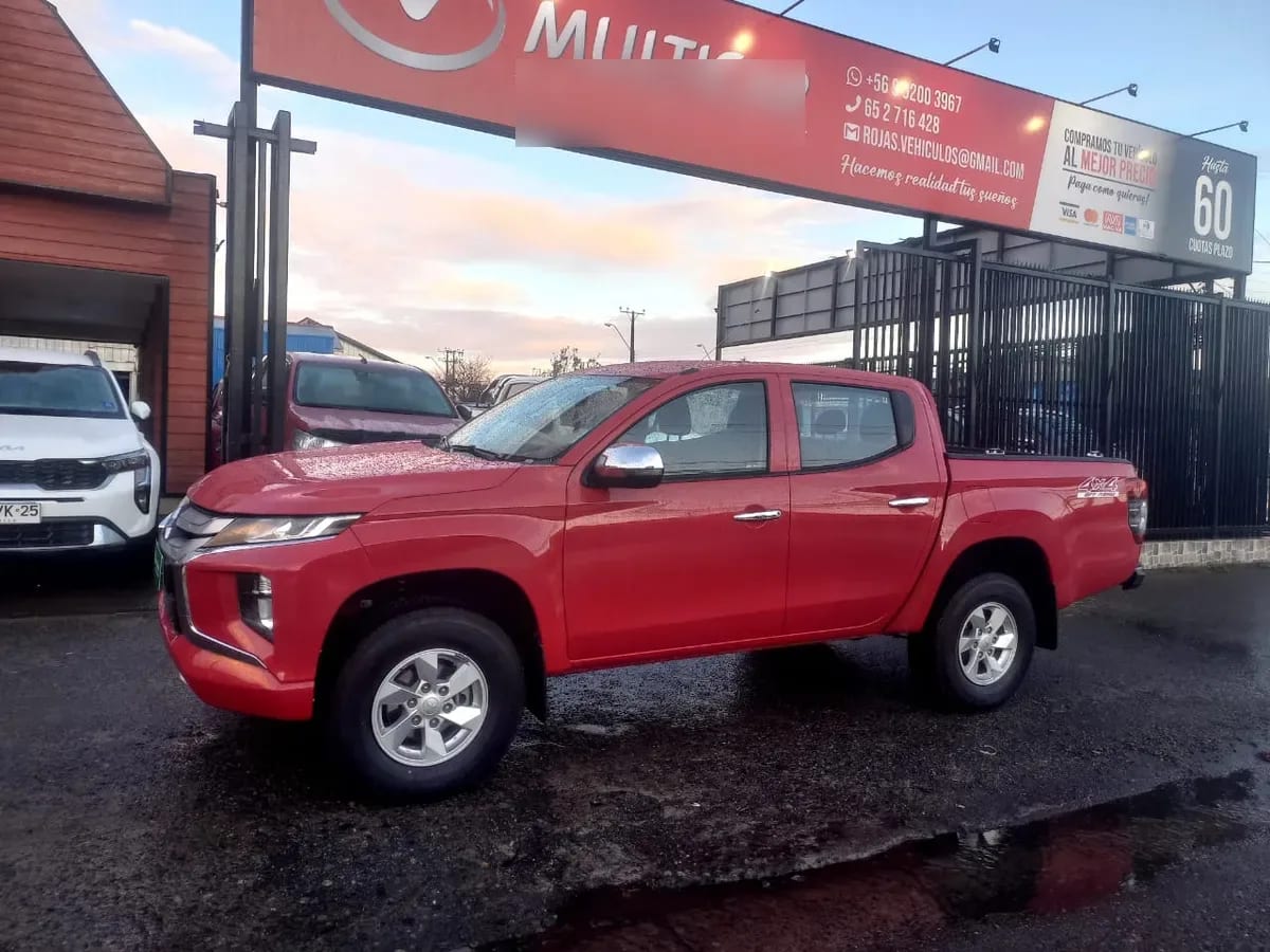 Mitsubishi L200 Katana Crt 4x4 2.4 año 2020
