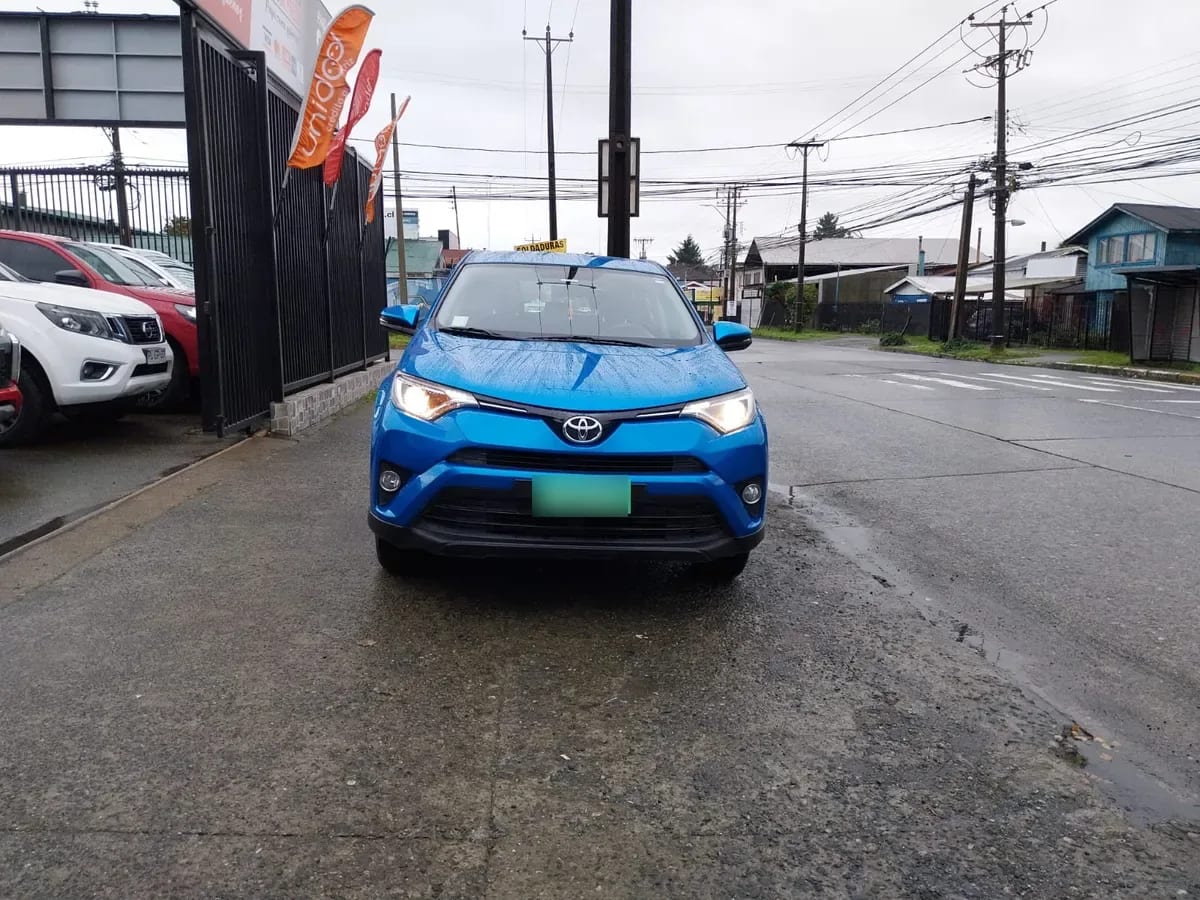 Toyota RAV 4 2,0 año 2018