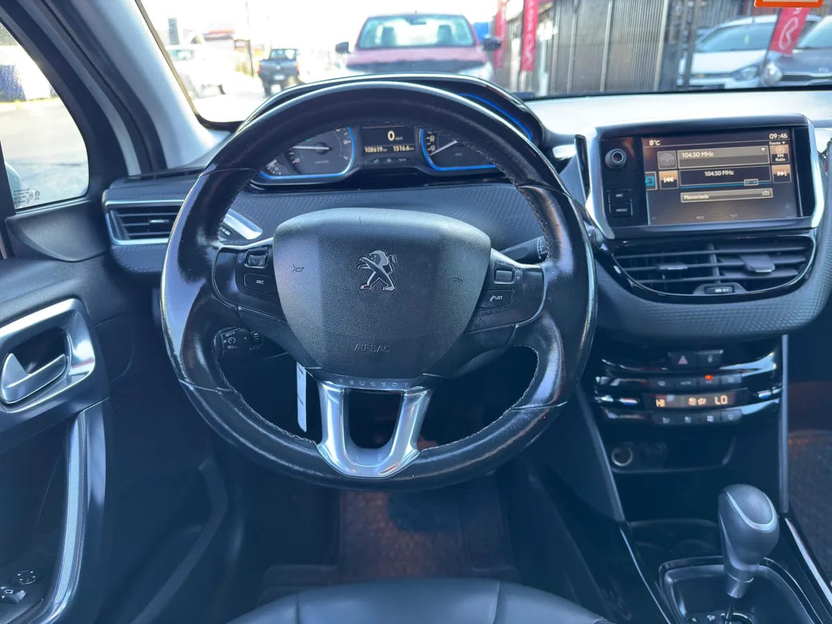 Peugeot 2008 Blue Hdi 130 Eat8 1.5 Aut año 2023