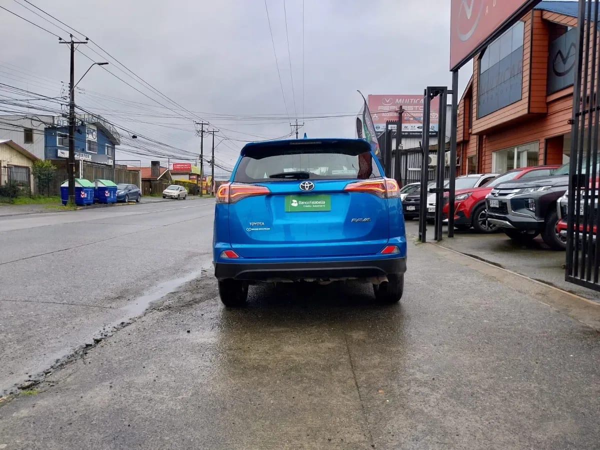 Toyota RAV 4 2,0 año 2018