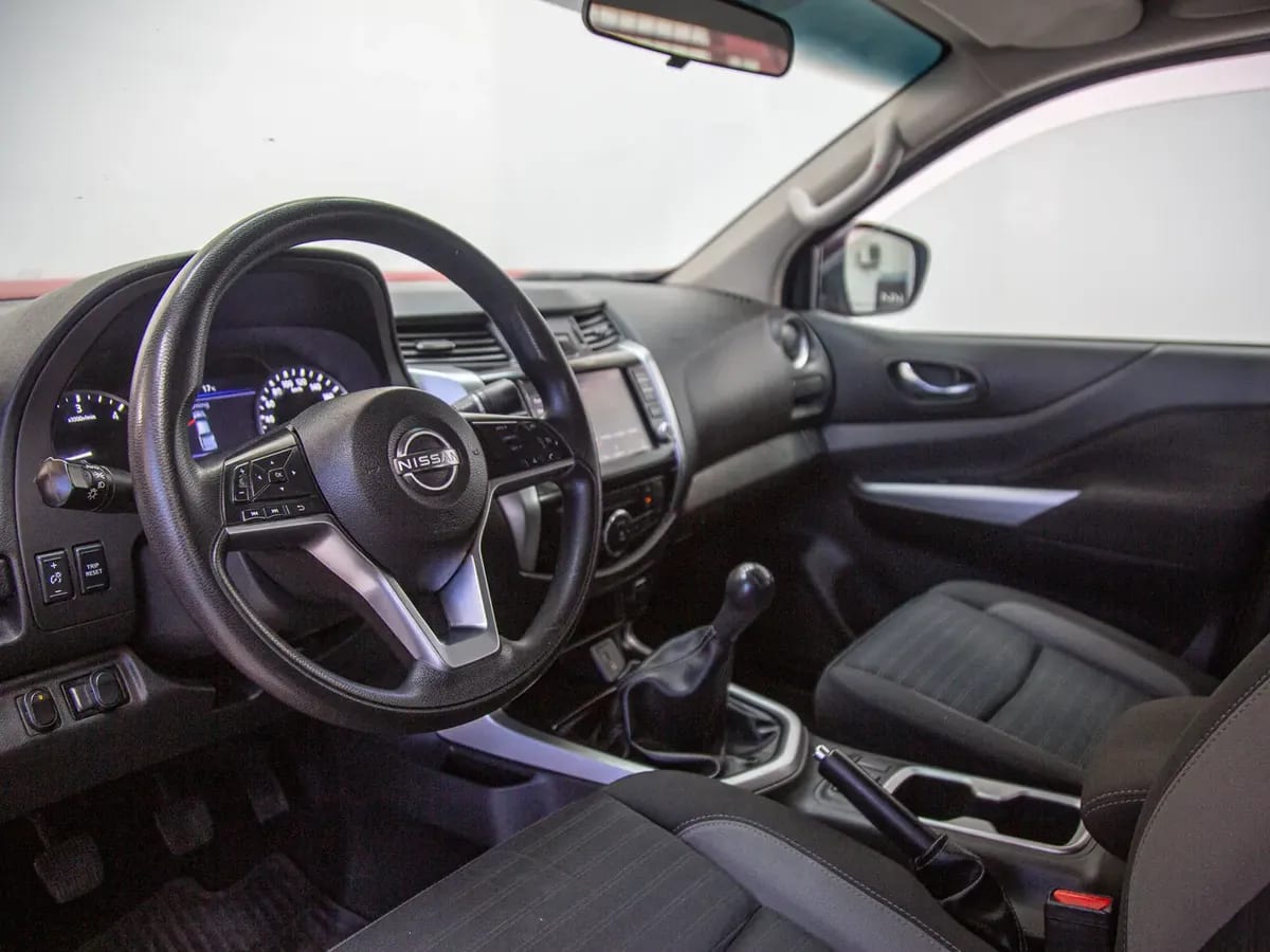 Nissan NAVARA Navara 4x2 2.3 año 2024