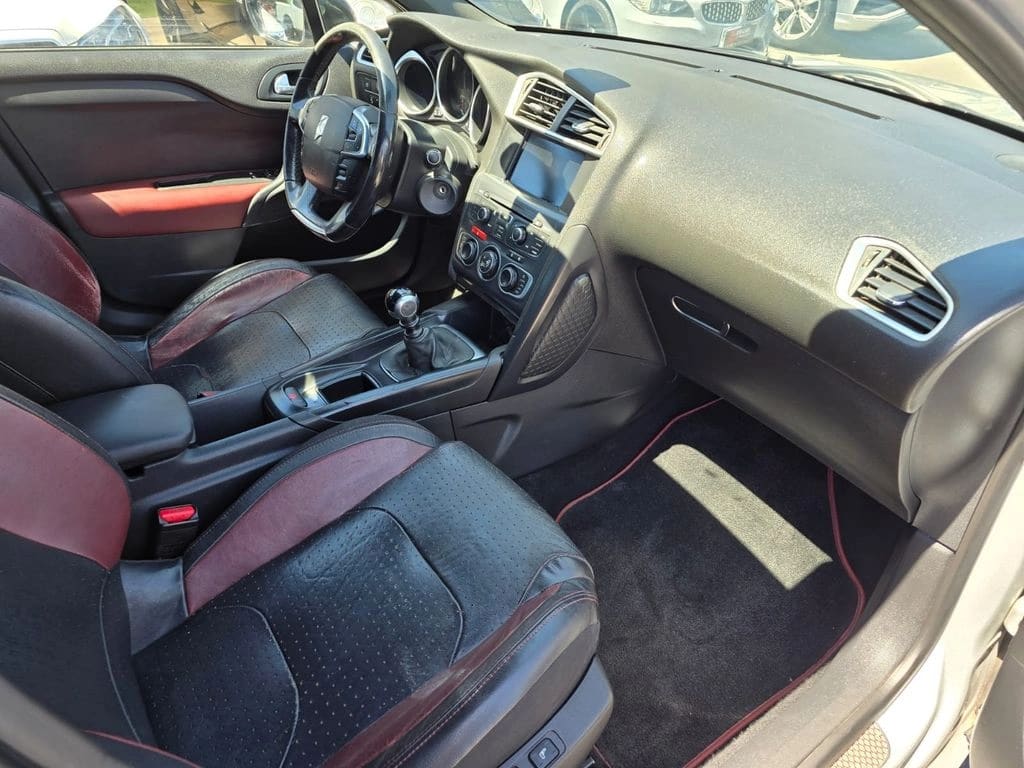 CITROEN DS4 1.6 Thp So Chic 4x2 160hp Bva6 At 5p año 2014