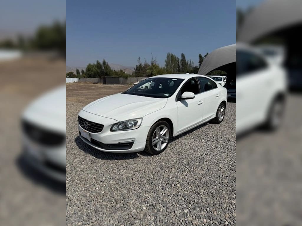 VOLVO S60 1.6 D2 Comfort Diesel 4x2 At 4p año 2015