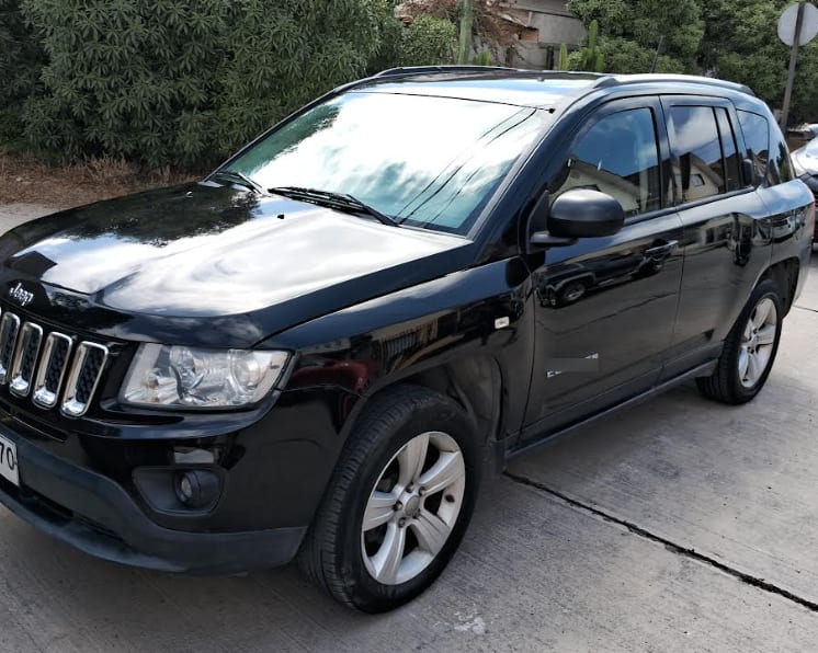 JEEP COMPASS 2.4 Sport At 4x4 año 2013