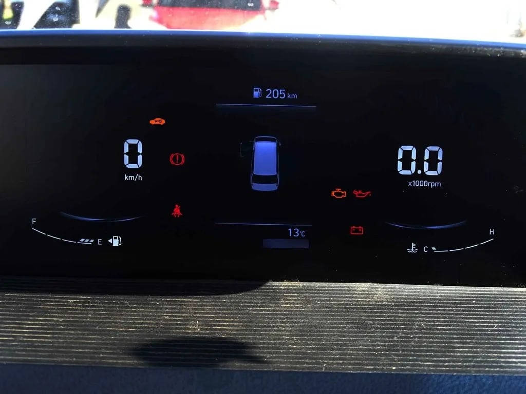 HYUNDAI STARIA Us4 Fg Crdi Dp Mt año 2022