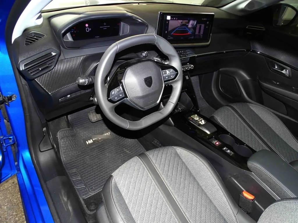 Peugeot 208 Allure año 2026