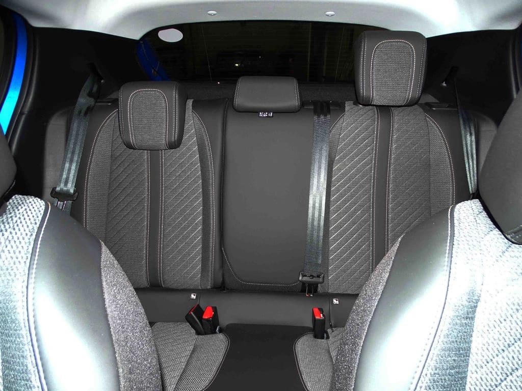 Peugeot 208 Allure año 2026