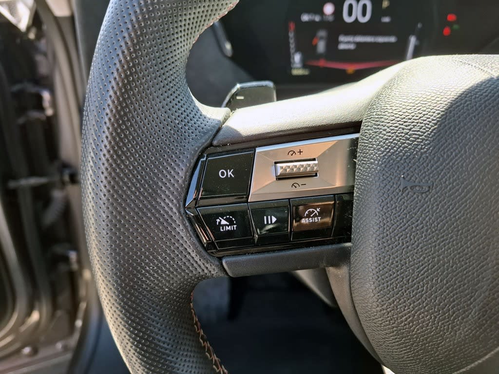 Ds 4 Cross Puretech 220 1.6 Aut año 2025