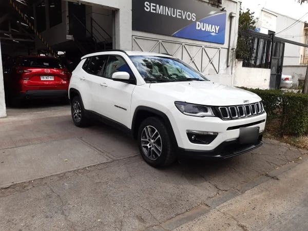 JEEP COMPASS 2.4 Longitude At año 2021 JEEP COMPASS 2.4 Longitude At año 2021