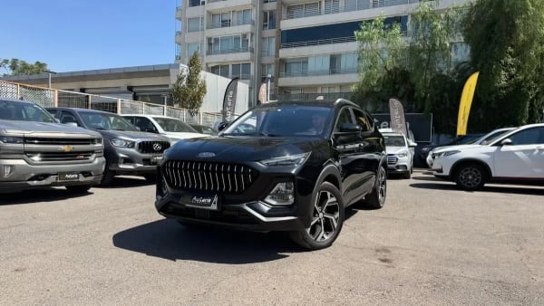 JAC JS8 1.5 Luxury Se Dct At año 2022