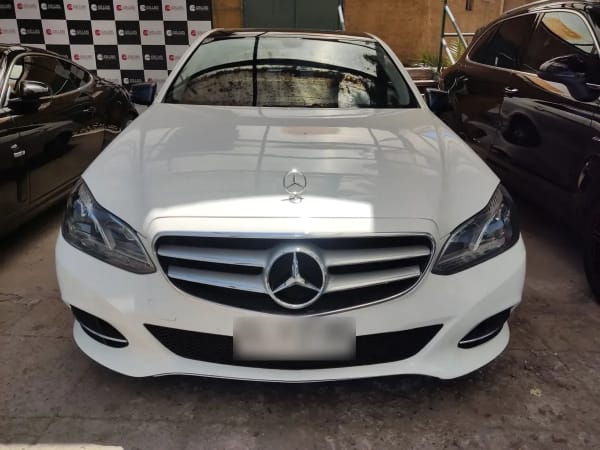 MERCEDES BENZ E200 1.8 At año 2014