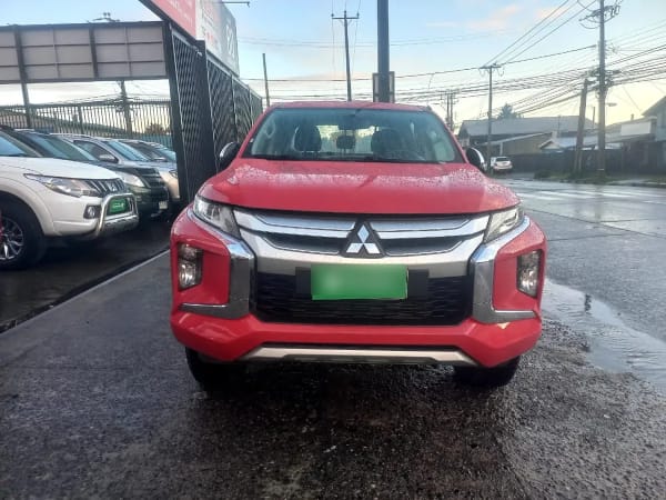 Mitsubishi L200 Katana Crt 4x4 2.4 año 2020