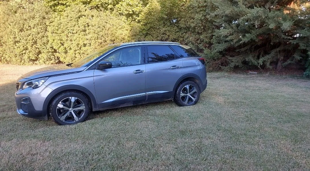 PEUGEOT 3008 1.5 Allure Bluehdi 130 At Diesel año 2020