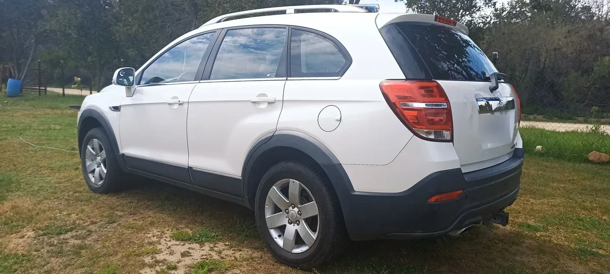 Chevrolet CAPTIVA 2.4 Iv Lt Full At 4x2 año 2014