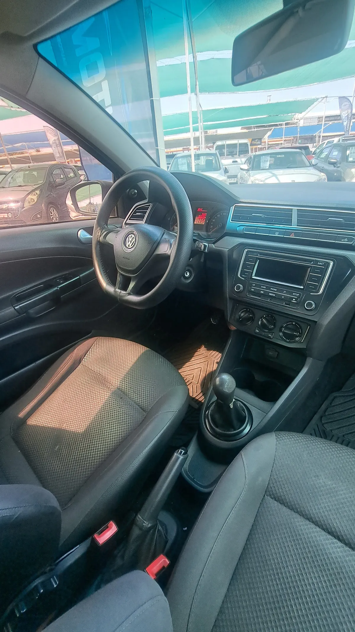 Volkswagen SAVEIRO 1.6 Doble Cabina Mt año 2018