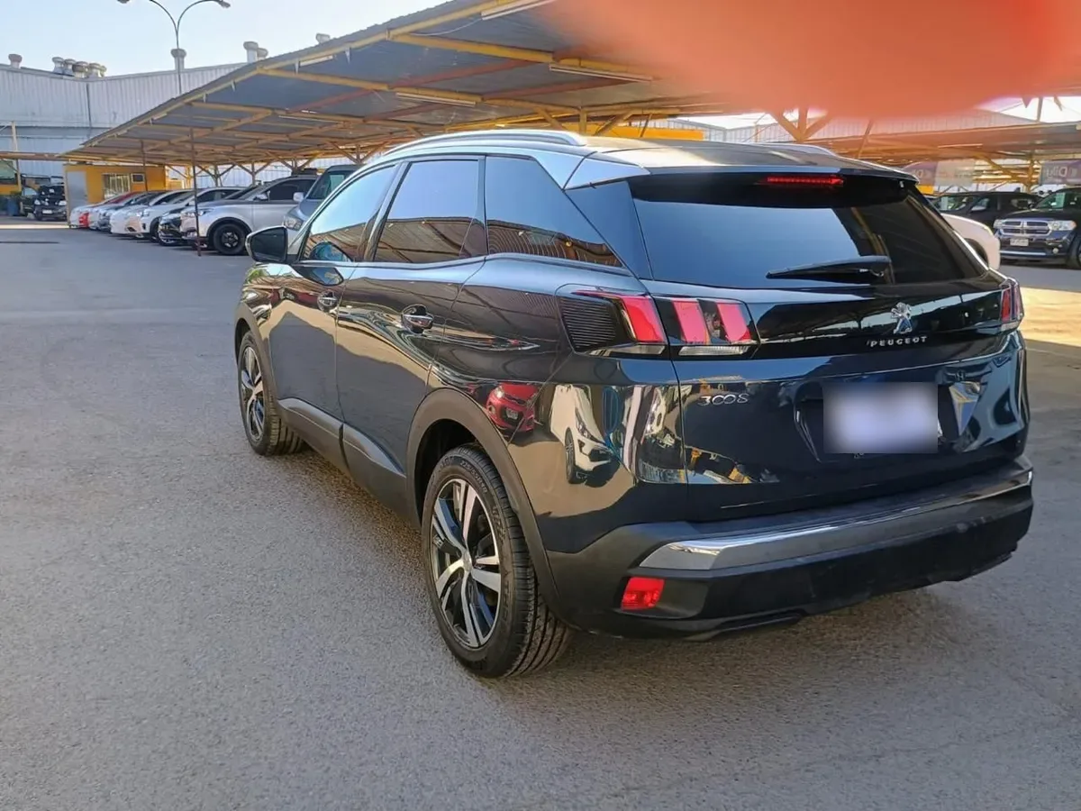 Peugeot 3008 1.6 Active Bluehdi 120hp E6 Mt Diesel año 2017