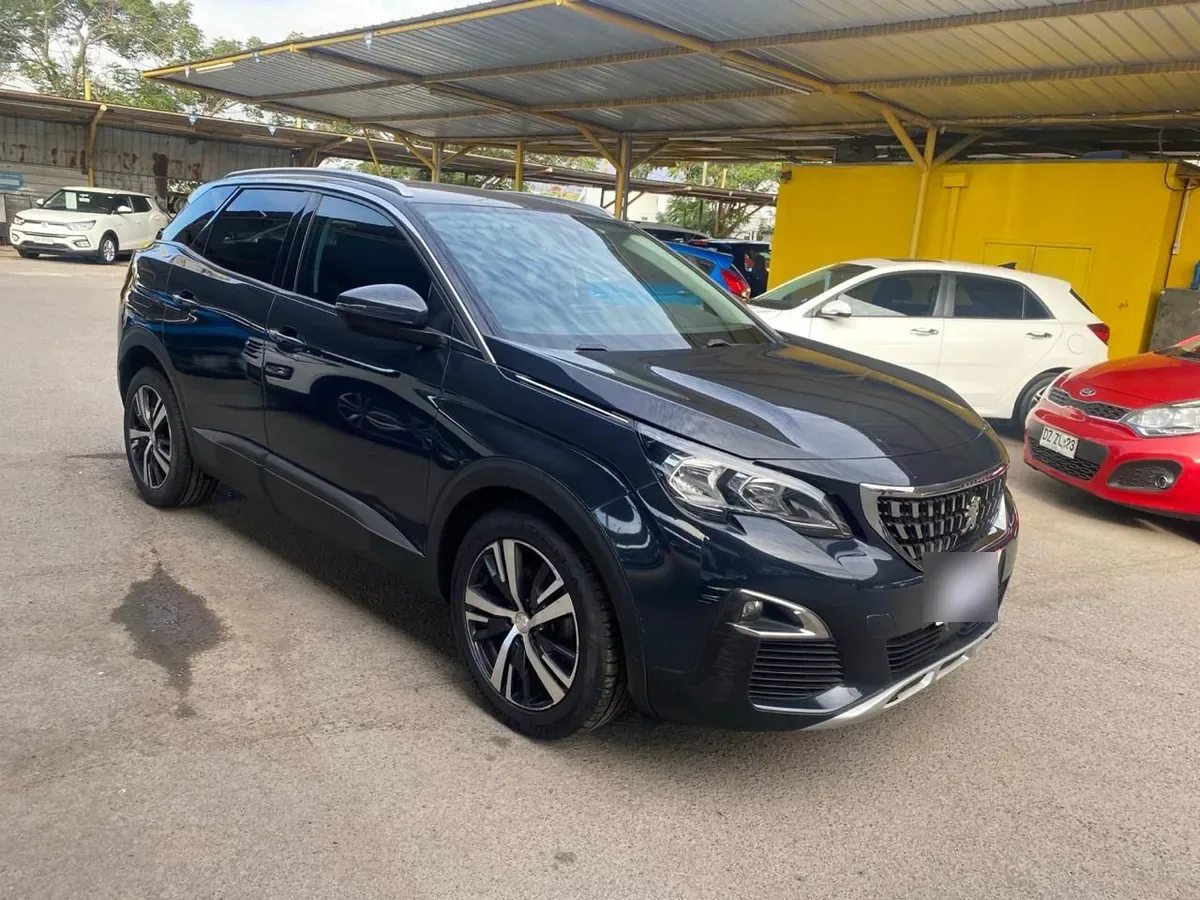 Peugeot 3008 1.6 Active Bluehdi 120hp E6 Mt Diesel año 2017