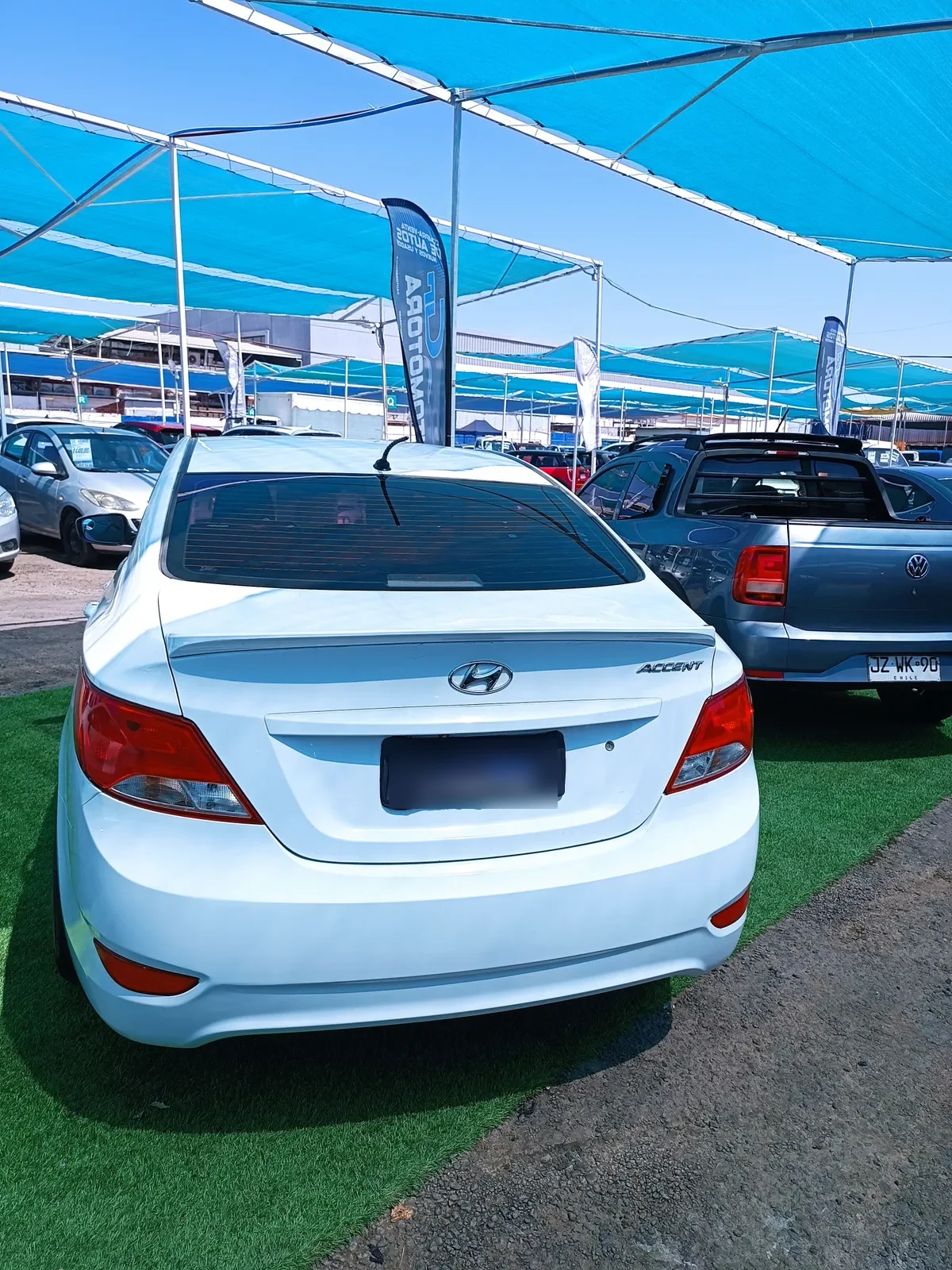 HYUNDAI ACCENT 1.4 Rb 5dr 6mt Gl Ac 2ab Mt 4x2 año 2017