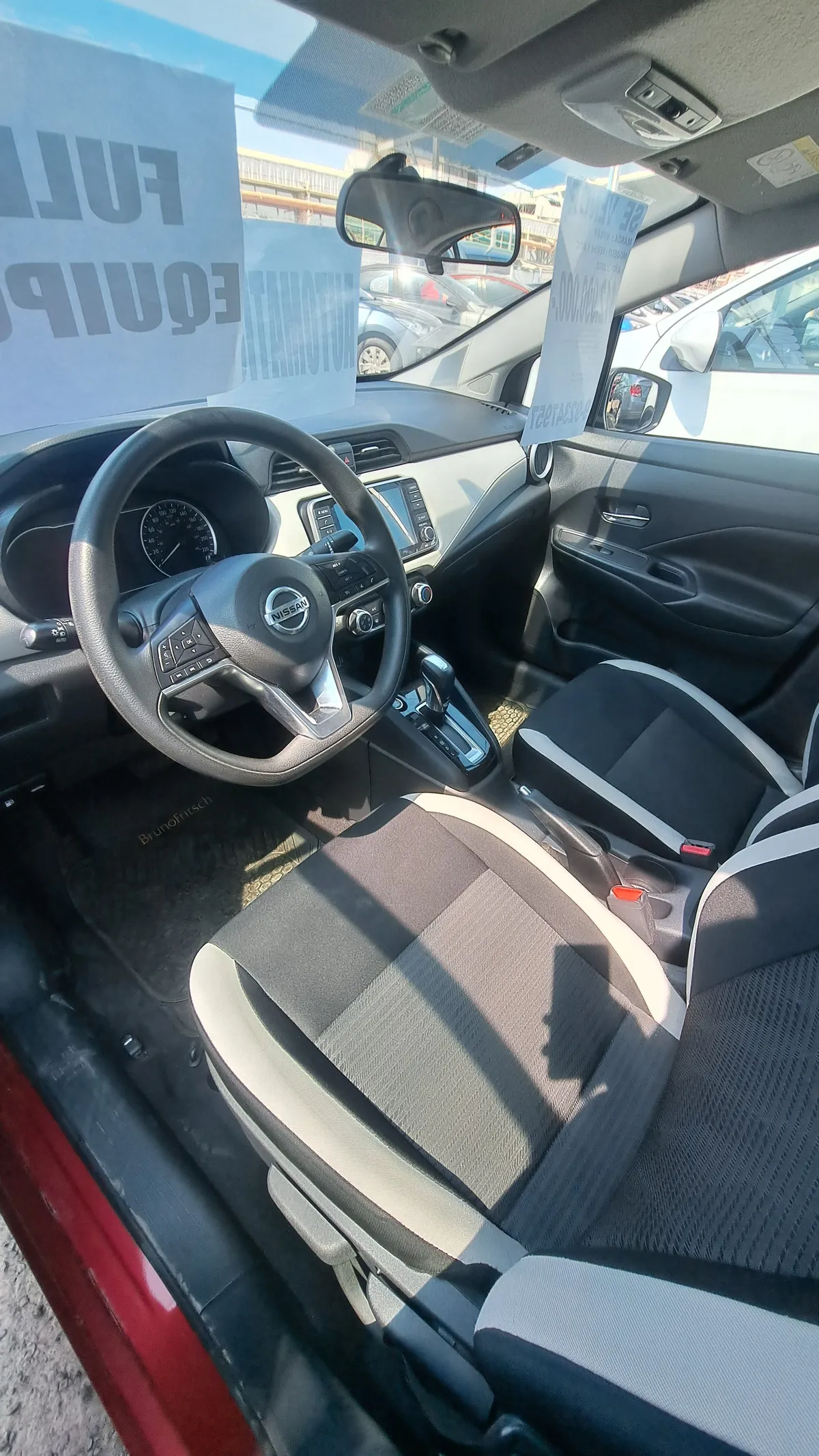 NISSAN VERSA 1.6 Sense At año 2022
