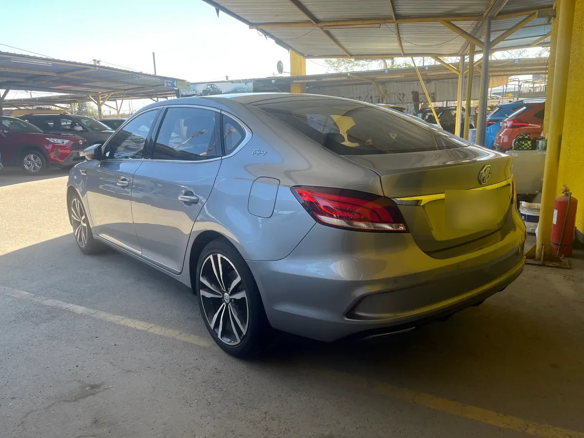 MG MG6 1.5 Dlx At año 2020