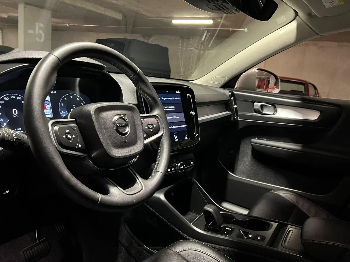 VOLVO XC40 2.0 B4 Plus At 4x4 año 2022