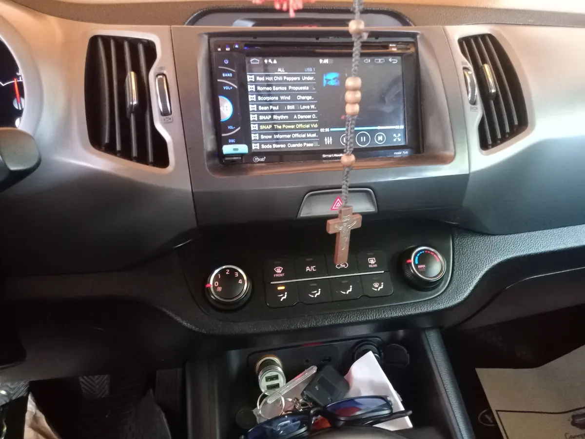 KIA MOTORS SPORTAGE 2.0 Lx Ab Abs Mt año 2014