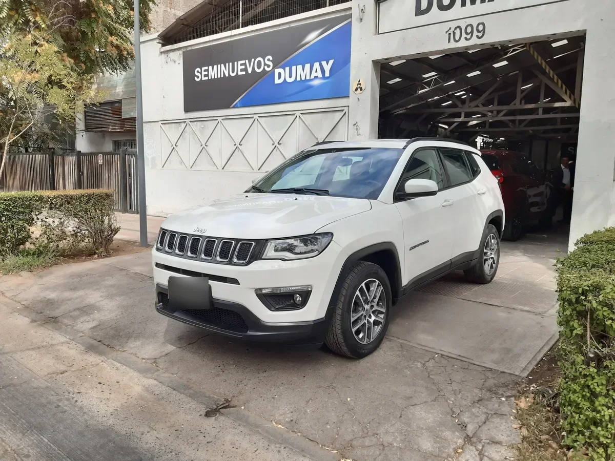 JEEP COMPASS 2.4 Longitude At año 2021