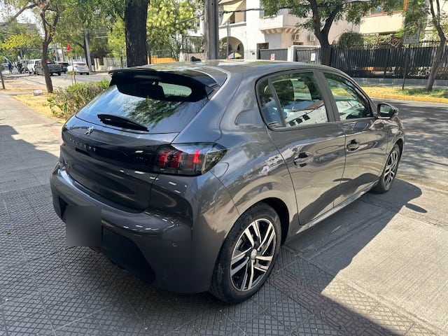 PEUGEOT 208 1.2 Active Pack Puretech 75 Mt año 2021