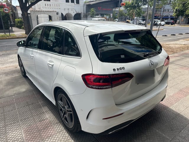 MERCEDES BENZ B200 1.6 Amg At año 2022