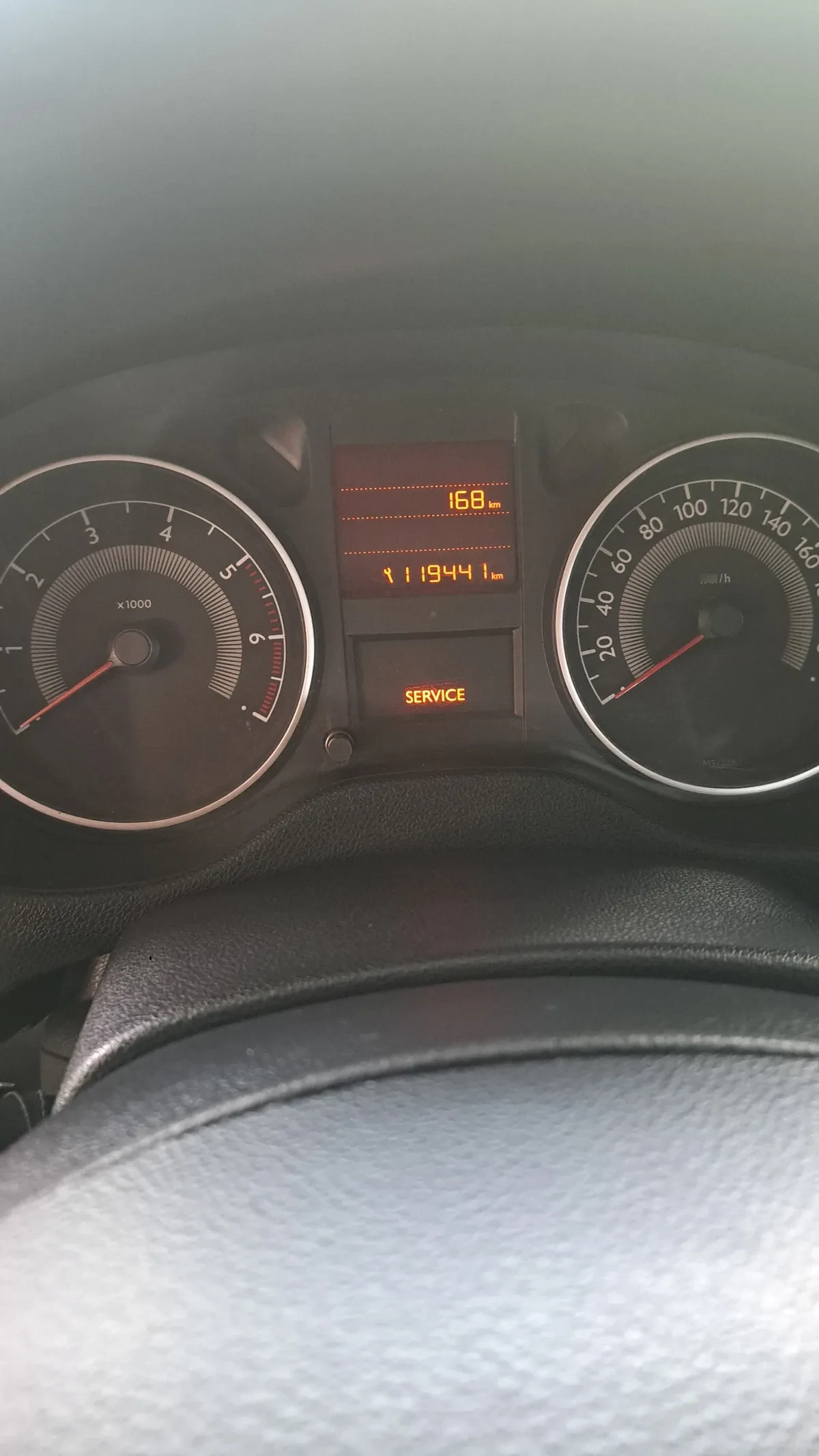 PEUGEOT 301 1.6 Allure Hdi 92hp Mt Diesel año 2017
