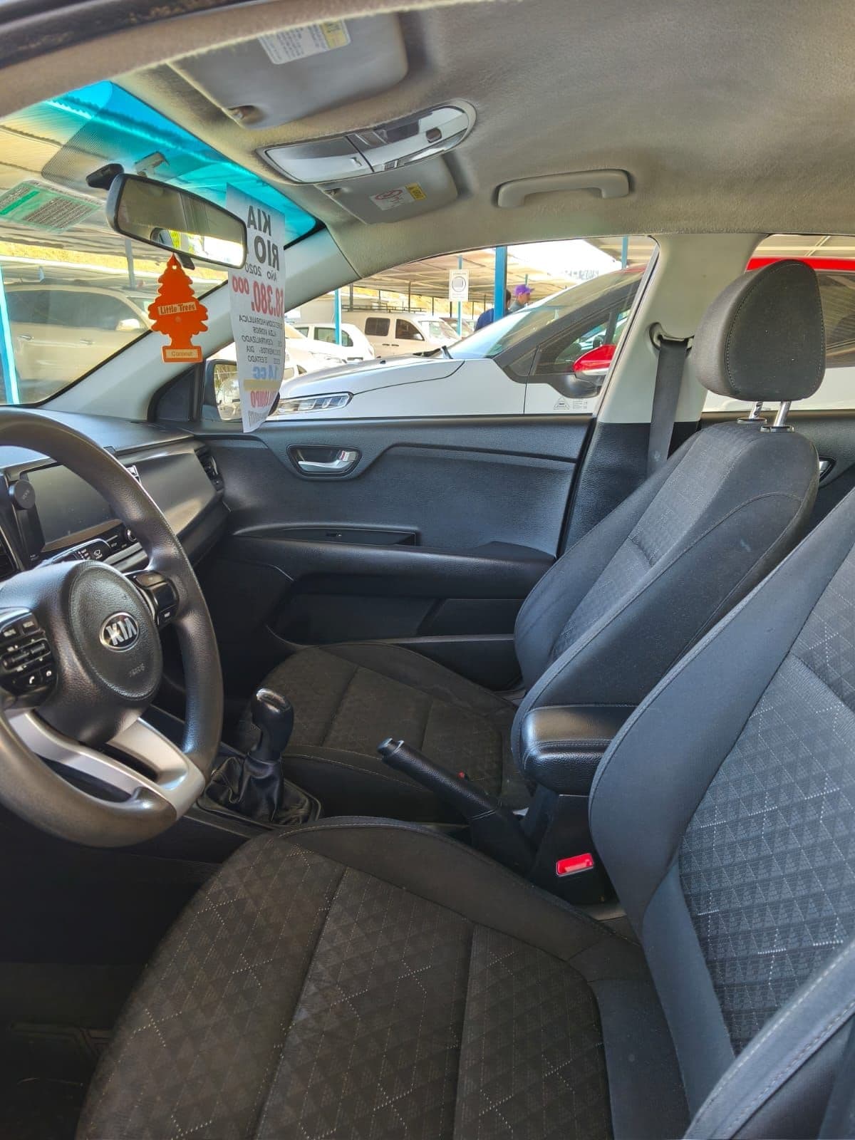 KIA MOTORS RIO 4 Rio 4 Ex 1.4l 6mt Full año 2020