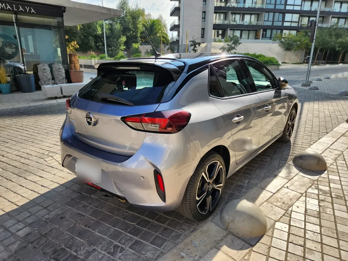OPEL CORSA 1.2 Gs Line At año 2023