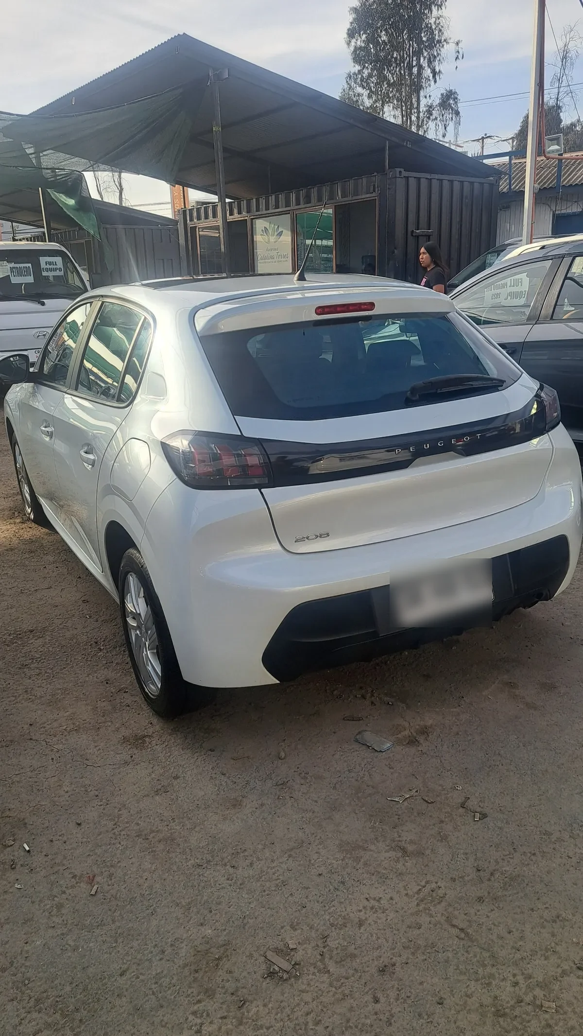 PEUGEOT 208 1.2 Allure Pack Puretech 100 Mt año 2023