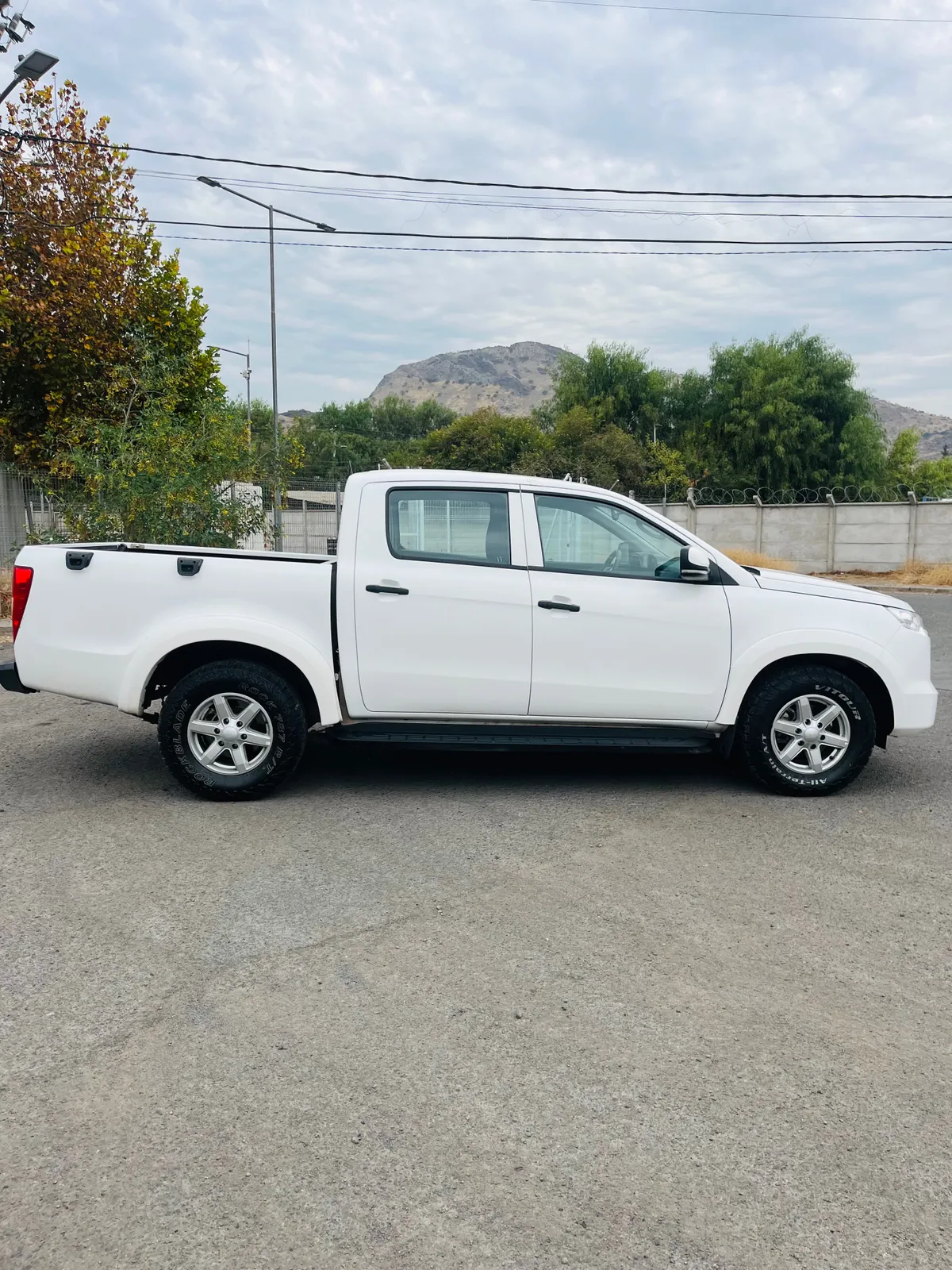 JMC VIGUS 2.5 Work Mt 4x4 Diesel año 2024