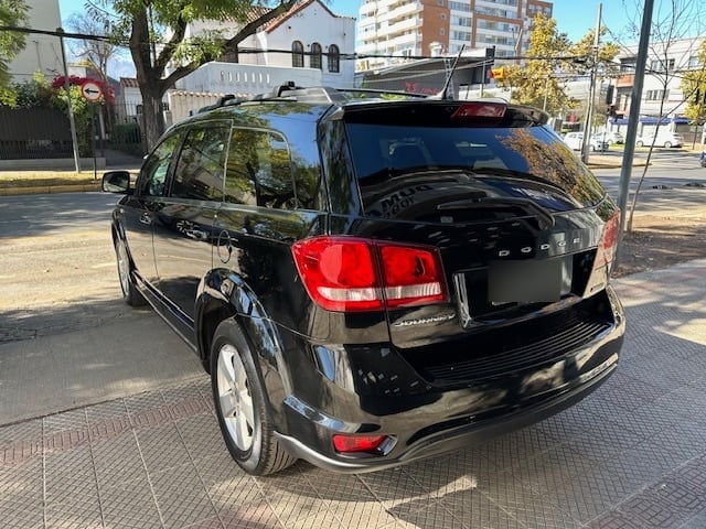 DODGE JOURNEY 2.4 Se At año 2017